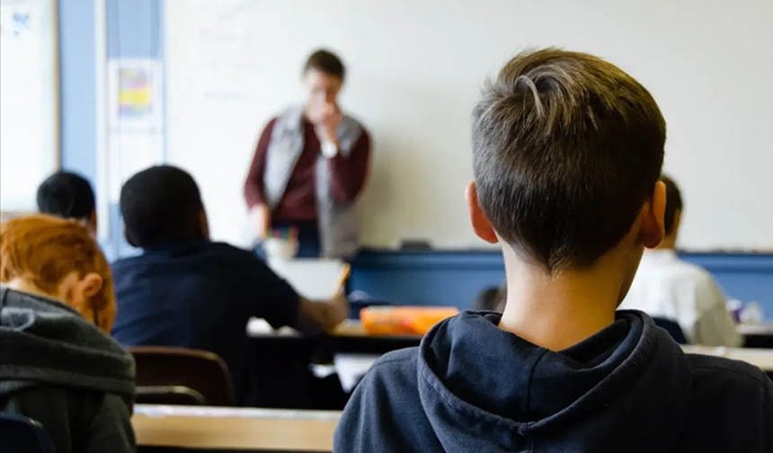 Akran zorbalığına karşı üç bakanlıktan kapsamlı mücadele