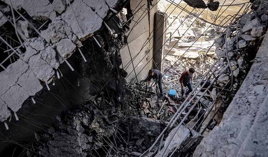 Gazze’nin birçok bölgesine gece boyunca yoğun saldırılar düzenlendi