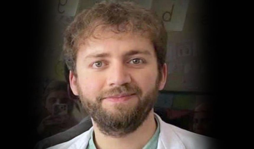 Okulda kalp krizi geçiren genç öğretmen toprağa verildi