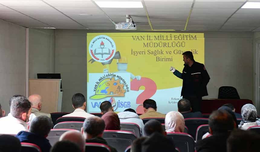 Van'da servis şoförlerine iş sağlığı ve güvenliği eğitimi verildi