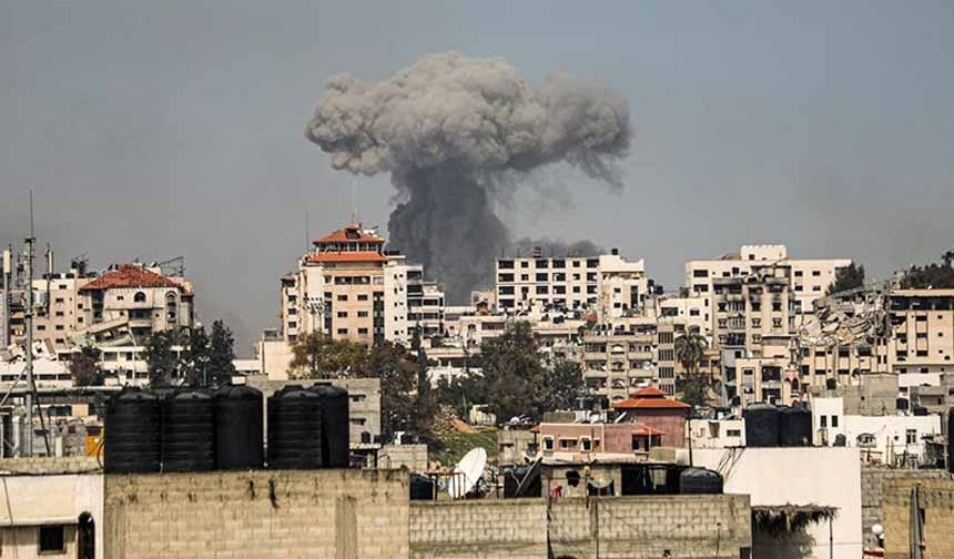 Gazze'de can kaybı 70 bin 112'ye yükseldi