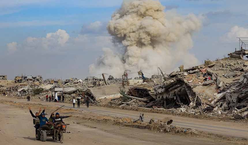 İsrail'in Gazze'ye saldırılarında can kaybı 70 bin 654'e yükseldi