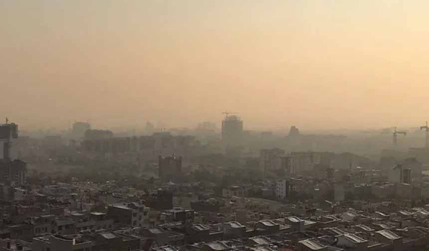 İran'da hava kirliliği yılda 50 bin kişinin ölümüne neden oluyor
