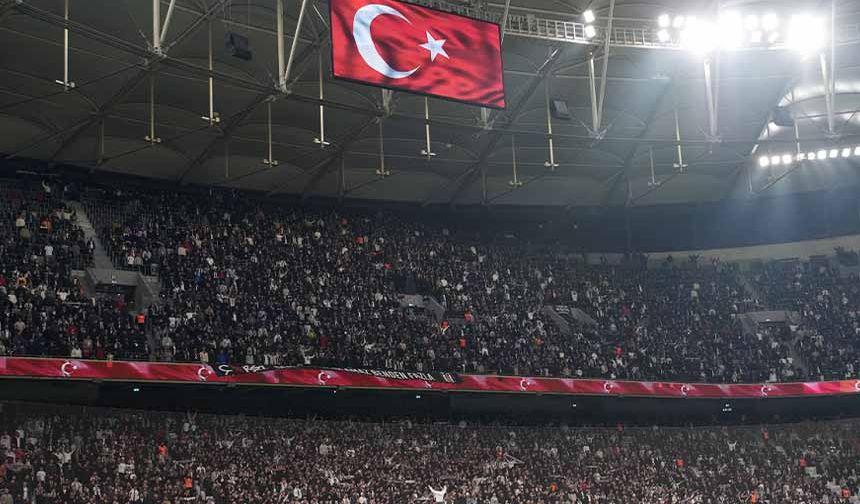 Türkiye - Romanya maçına Beşiktaş stadı ev sahipliği yapacak