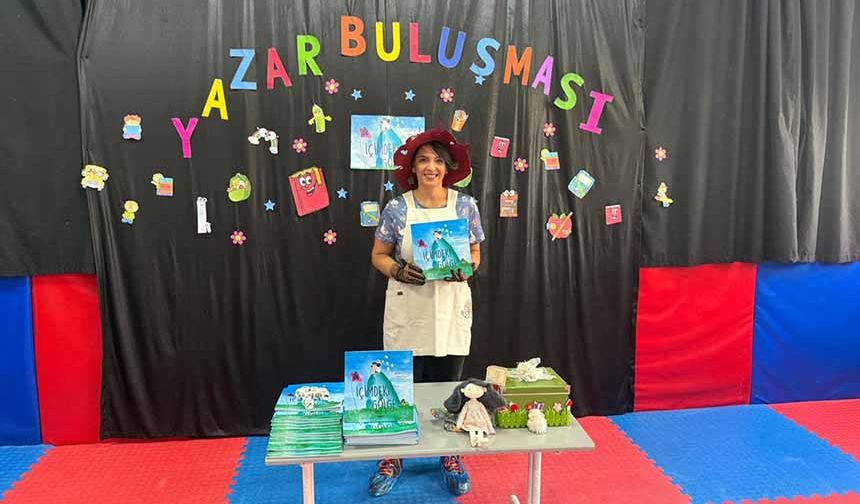 Van'da öğrenciler okur yazar buluşması etkinliğine katıldı