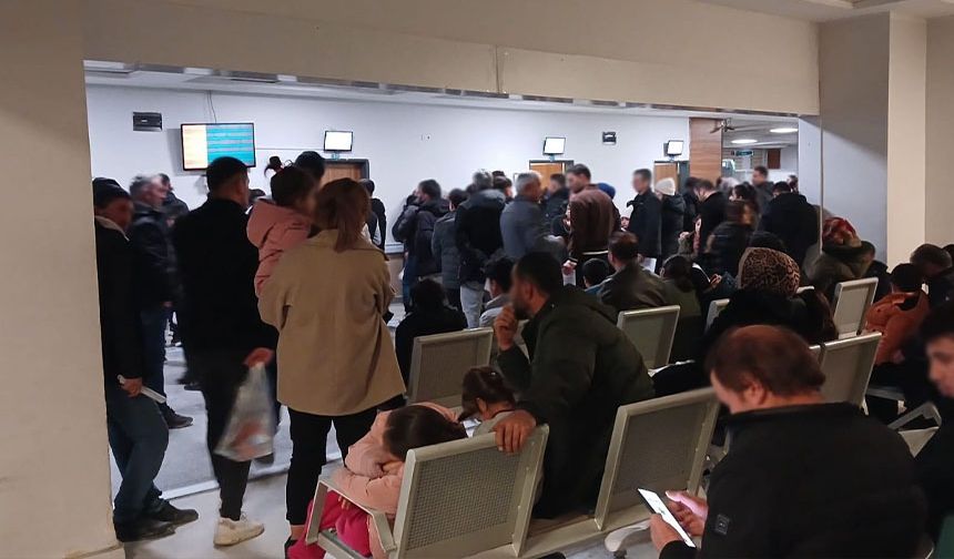 Van’daki hastanelerin acil servislerinde yoğunluk yaşanıyor! Vatandaşlara önemli uyarılar…
