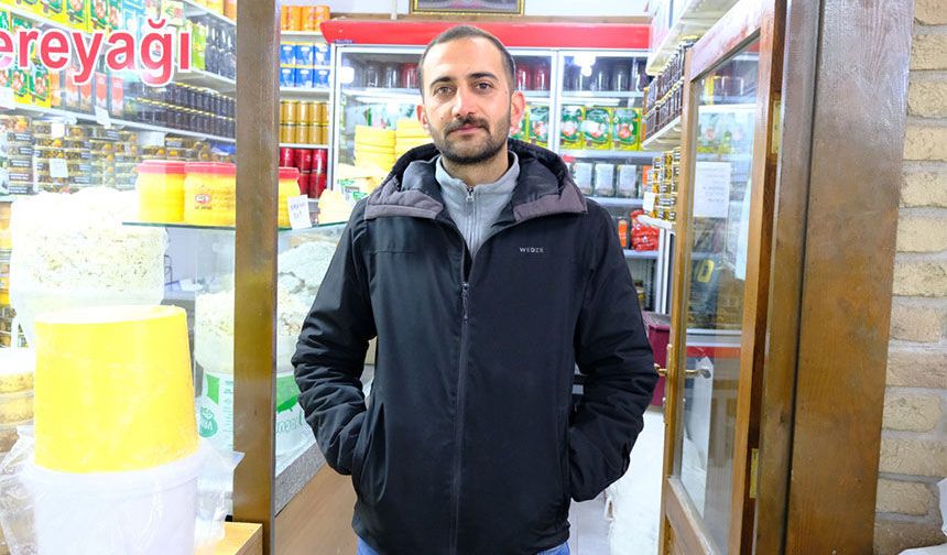 Van’da farklı göz rengine sahip esnaf ilgi çekiyor!