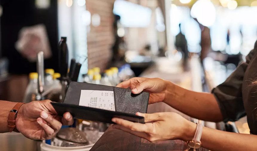 Restoranlarda yeni dönem başladı! Nakit devri bitti