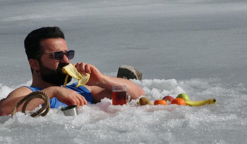 Van'da soğuk suya sıcak dokunuş!