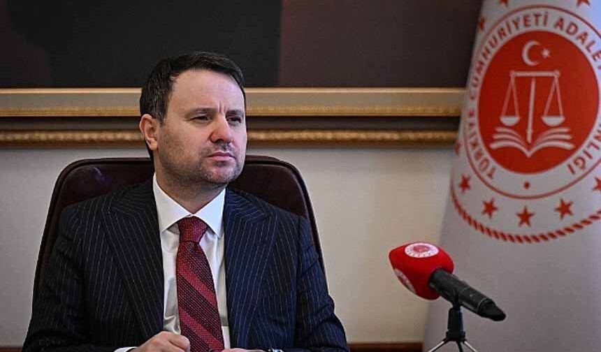 Bakan Gürlek açıkladı! Hakimlere 10 yıl şartı