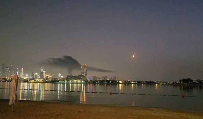 İran, Arap ülkelerine 4 bin 382 saldırı düzenledi