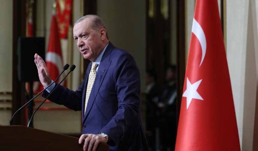 Erdoğan: "Türkiye bu bölgesel türbülanstan da başarıyla çıkacaktır"