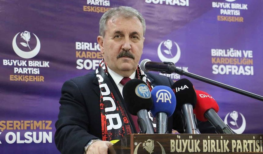 Destici: İran’ın füzelerinin hesabı sorulur