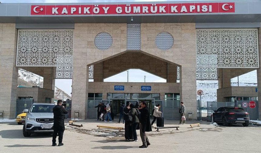 Van'daki İranlılar ülkelerine dönüyor