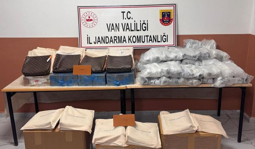 Van'da 3 milyon 460 bin TL değerinde kaçak eşya ele geçirildi
