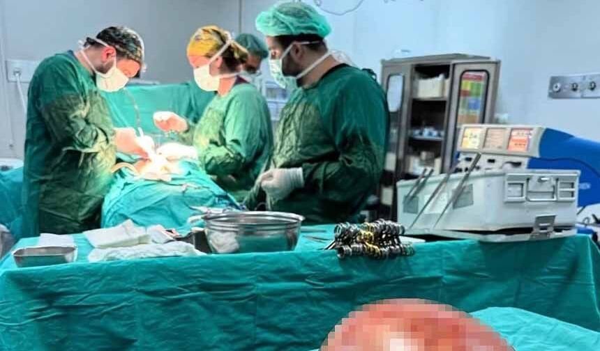 Van’da bir kadının karnından dev kitle çıkarıldı