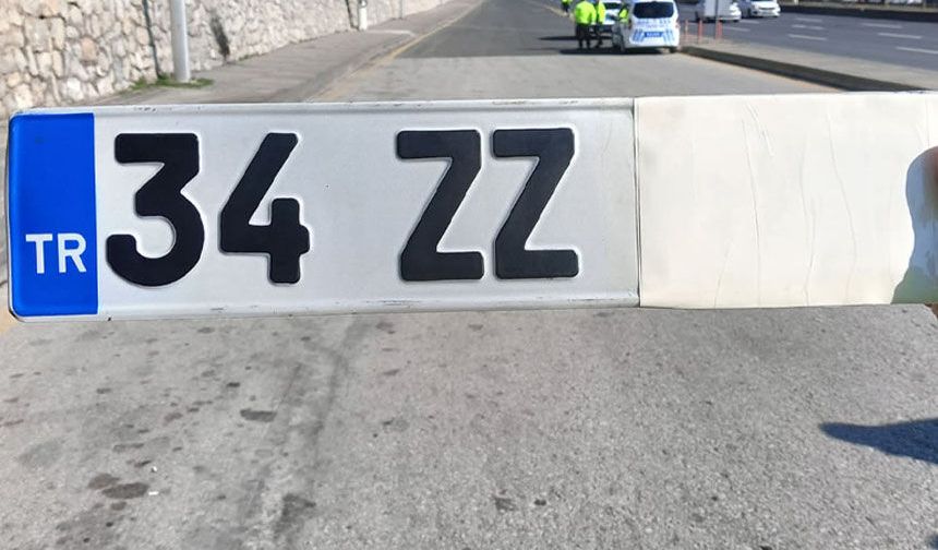 Sürücüler dikkat! İçişleri Bakanlığı'ndan plaka cezası açıklaması