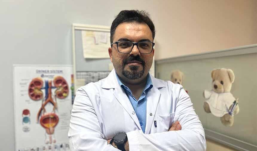 Üroloji Uzmanı Dr. Şığva: "Taş hastalığı böbrek kaybına yol açıyor"