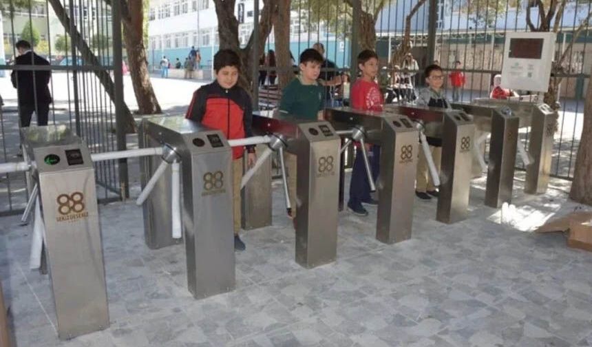 Okullarda yeni dönem: Ekstra tedbirler geliyor