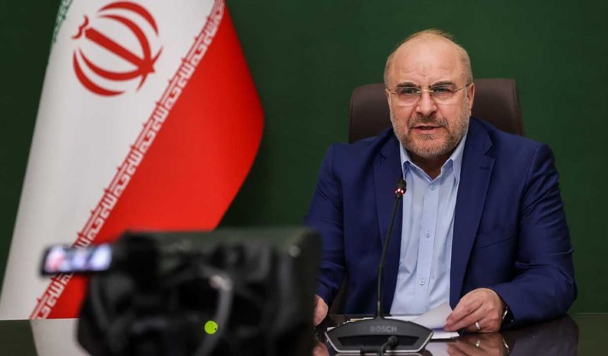 İran: Hürmüz Boğazı'ndan başkaları geçemez