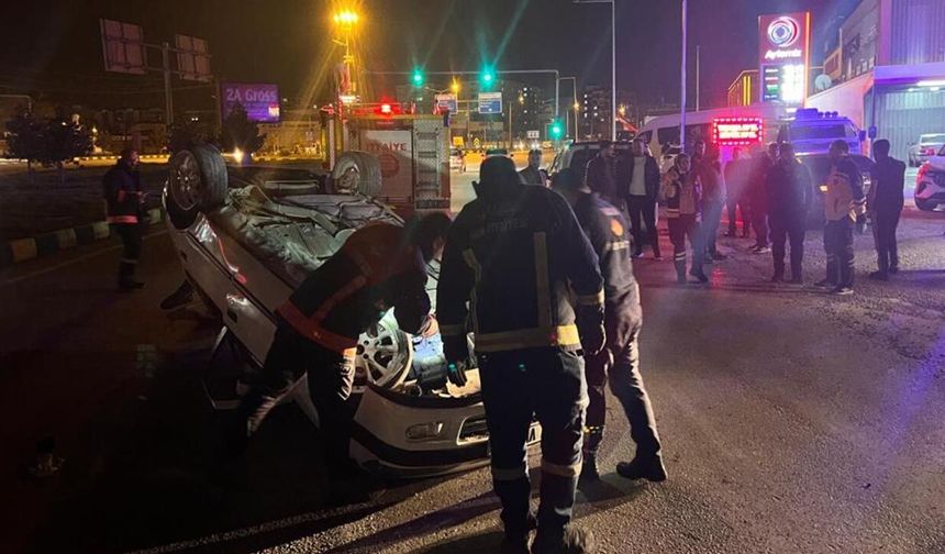 Van'da otomobil takla attı 1 yaralı!