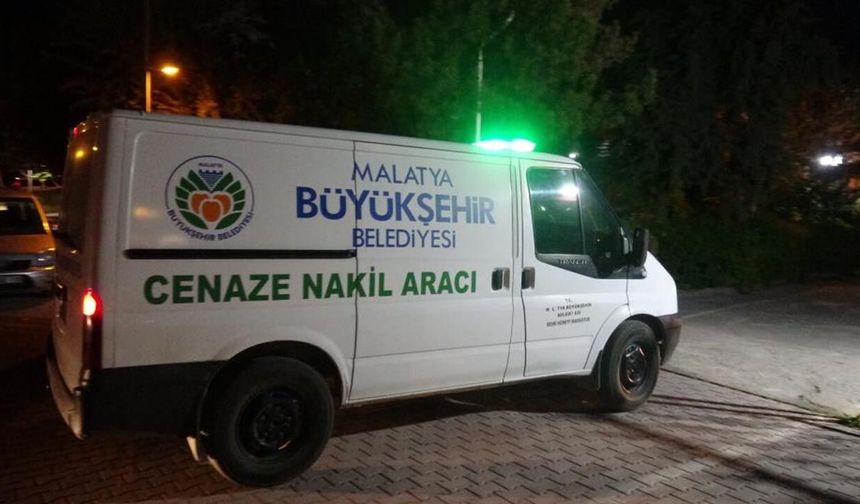 19 yaşındaki genç evinde ölü bulundu