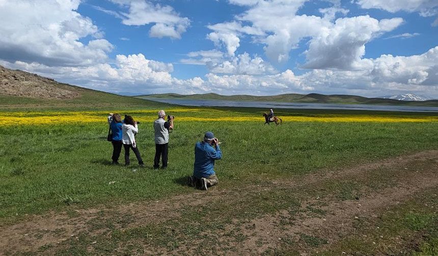 Van’ın eşsiz doğası fotoğraflandı