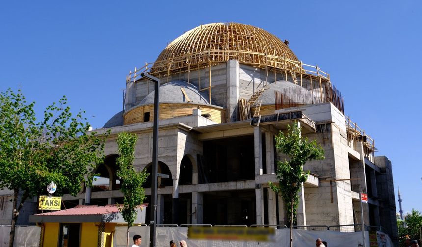 Hz. Ömer Cami’nde kaba inşaat temmuz ortasında tamamlanacak