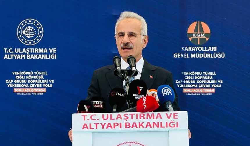 Bakan Uraloğlu Hakkari'de Yeni Köprü Tüneli açılışına katıldı