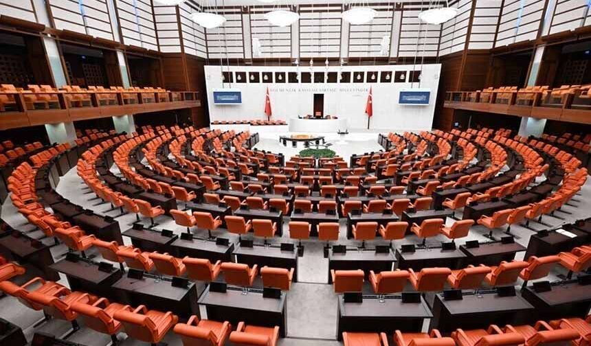 TSK ile ilgili düzenlemeleri de içeren kanun teklifi TBMM'de