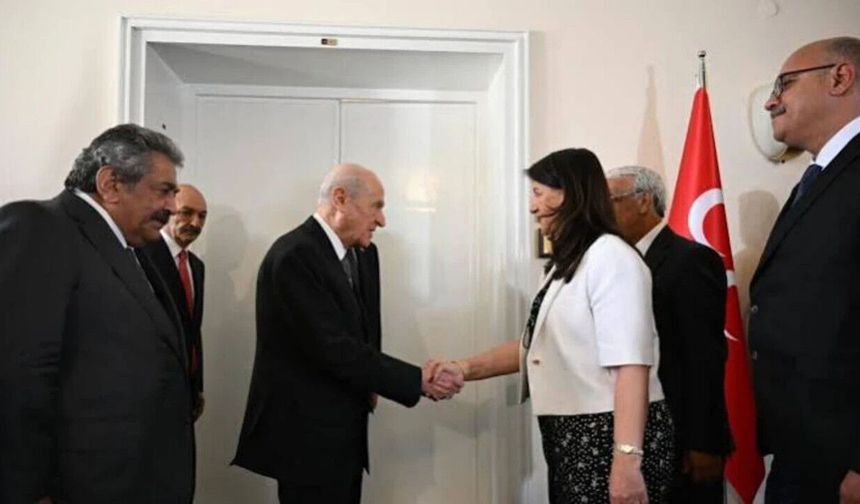 DEM Parti heyeti MHP Lideri Bahçeli’yi ziyaret etti