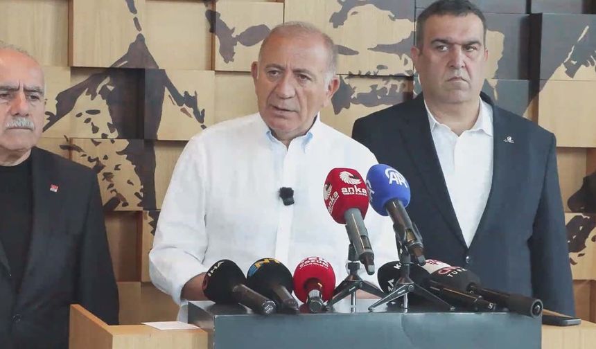 Gürsel Tekin: Bermuda üçgeni ile mücadele ediyoruz
