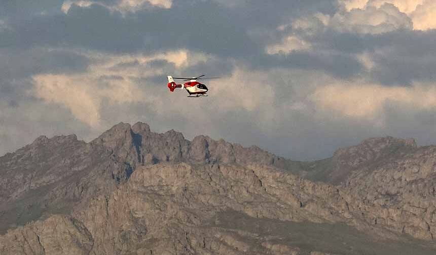 Kalp hastası ambulans helikopterle Van'a getirildi