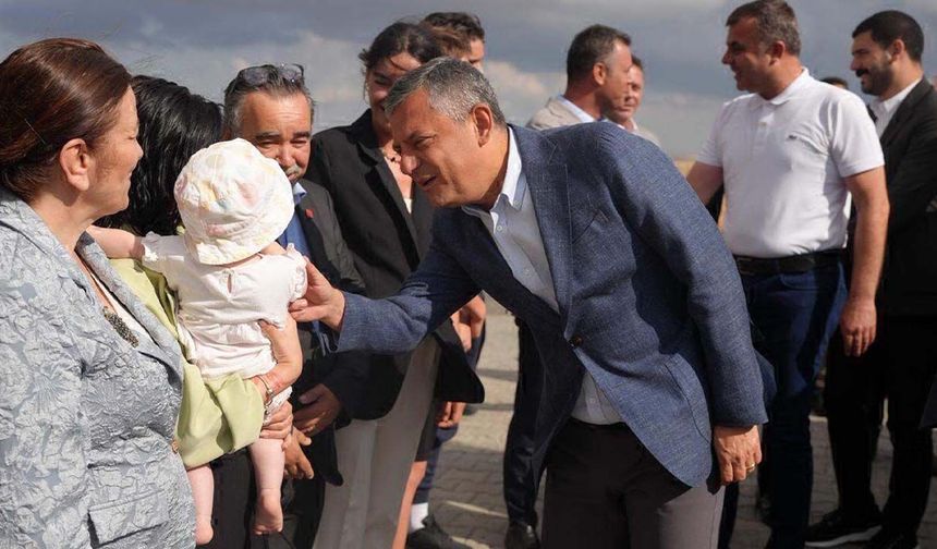 Özgür Özel, Deniz Göktaş'ı cezaevinde ziyaret etti