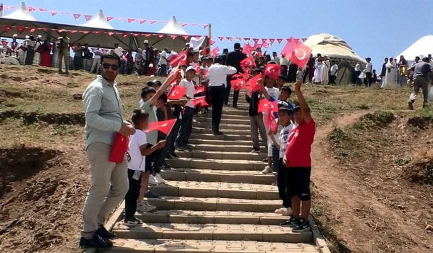'Ulupamir Kültür Şöleni' renkli görüntülere sahne oldu