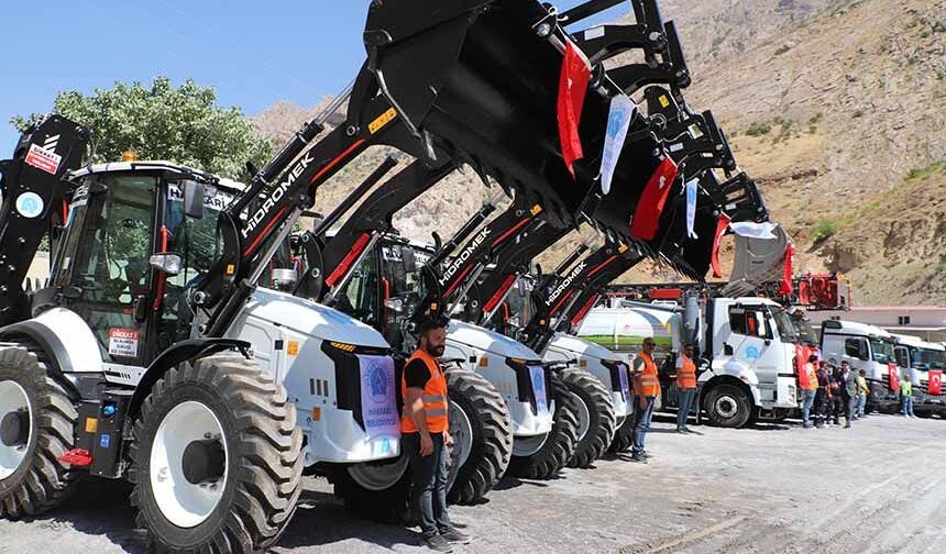 Hakkâri’de 128 milyon liralık araç yatırımı