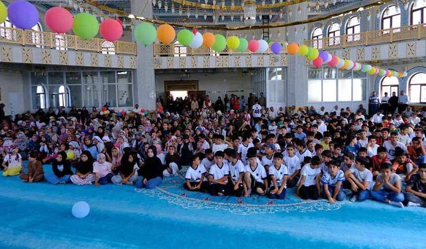Van'da Yaz Kur’an kursları kapanış programı düzenlendi