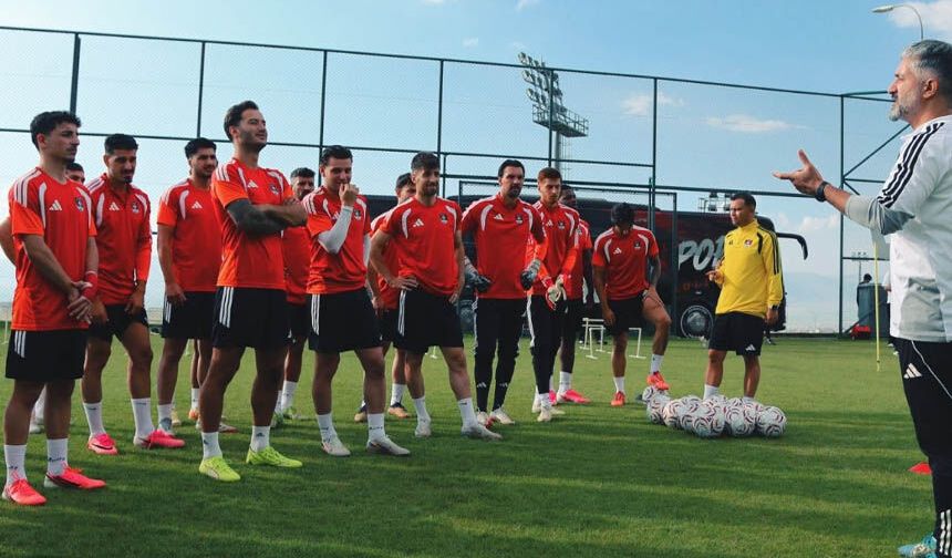 Vanspor sahaya çıkıyor: İlk rakip Kayserispor