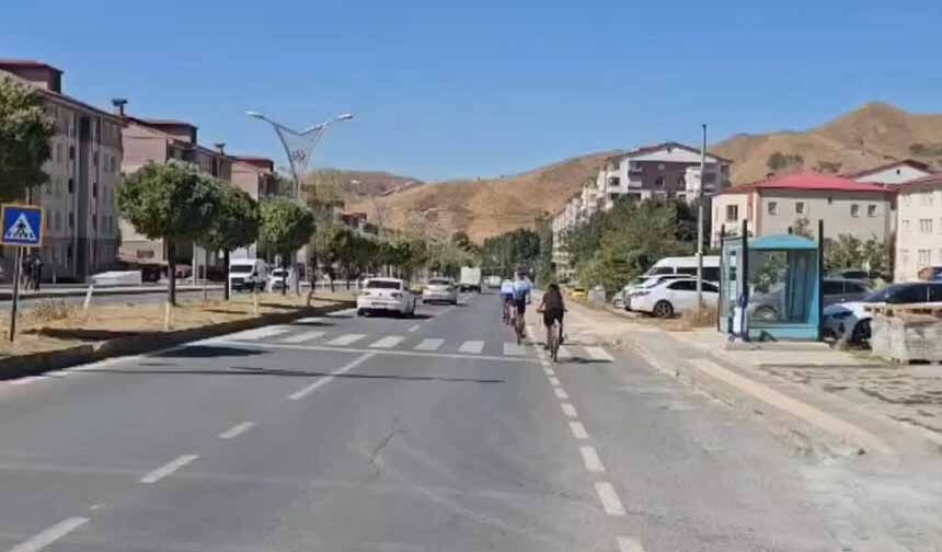 Bitlis'in Tarihi değerleri için pedalladılar