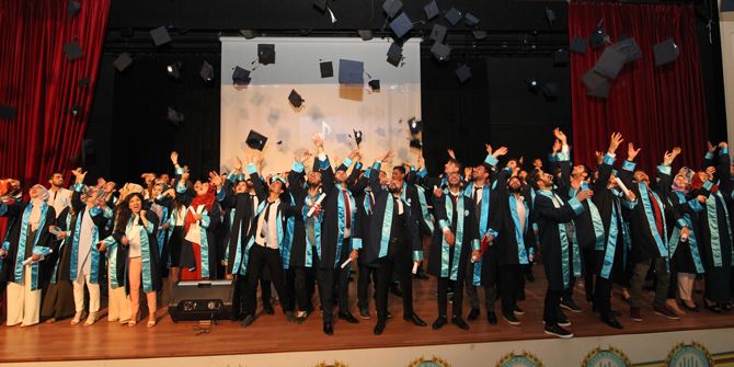 BEÜ'de mezuniyet töreni