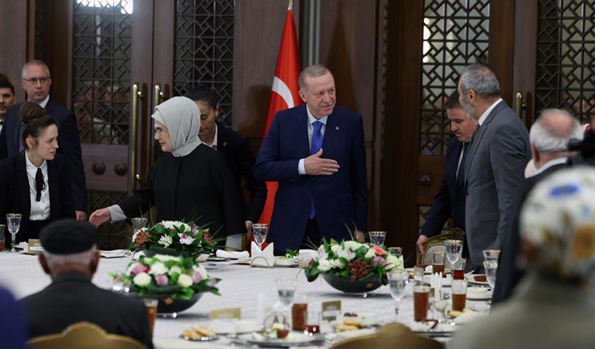 Cumhurbaşkanı Erdoğan Reformlarla Milli Şahlanışın Altyapısını Güçlendirdik.jpg555