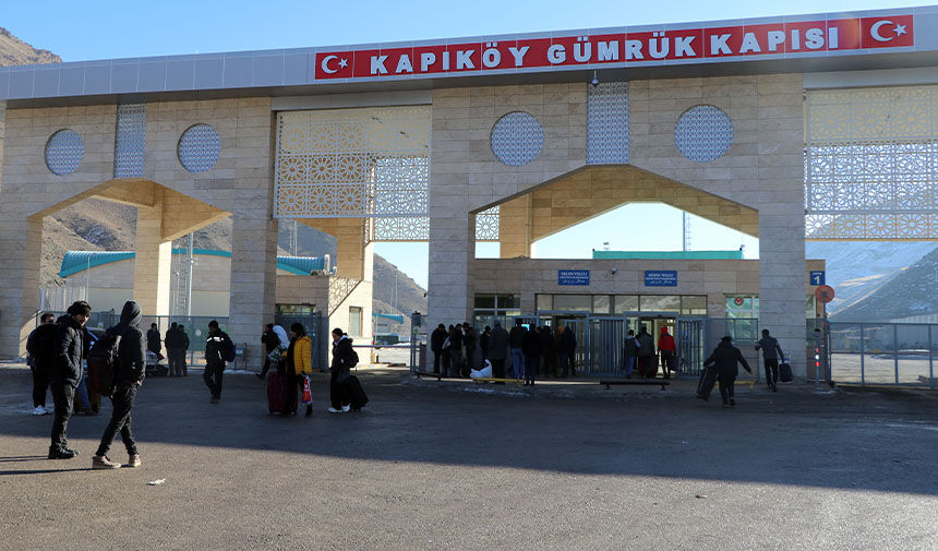 İranlılar 'Shopping Fest' Için Van’a Geliyorrr