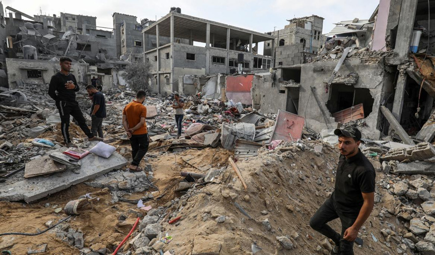 İsrail'in Gazze'ye Düzenlediği Saldırılarda 14 Bin 280 Çocuk Öldü.jpg787.Jpg9633