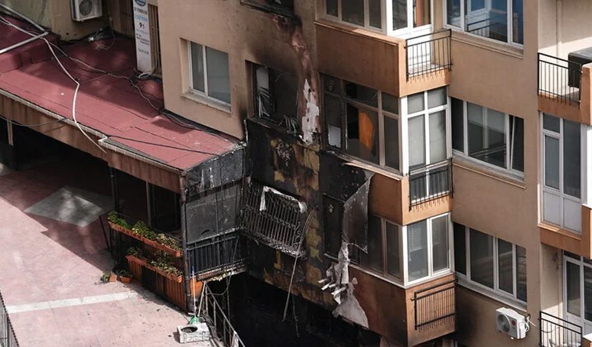 Beşiktaş'ta Eğlence Merkezinde Çıkan Yangında 15 Kişi Hayatını Kaybetti.jpg874