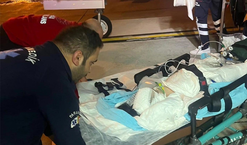 Van'da 6 Yaşındaki Çocuk Hasta Için Ambulans Uçak Havalandı