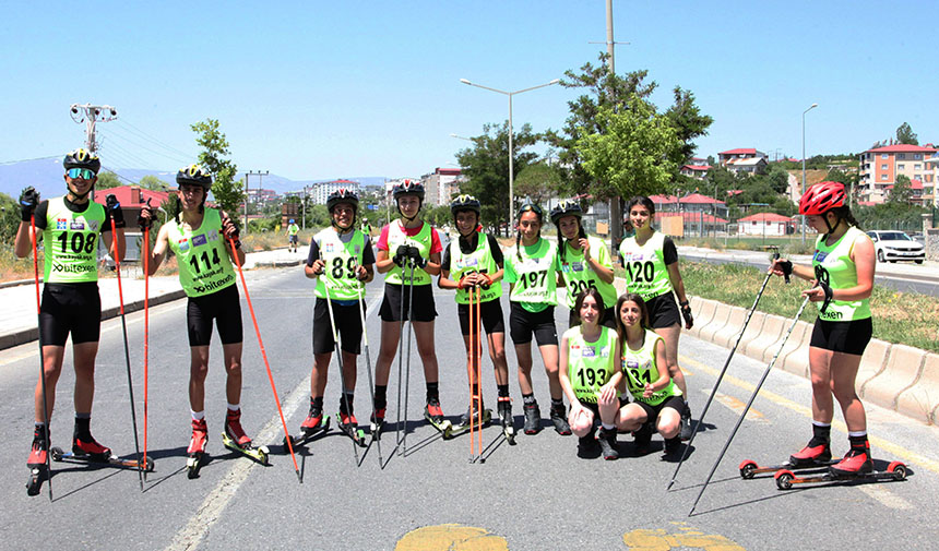 Tekerlekli Kayak Türkiye Şampiyonası, Ahlat’ta Başladı.jpg233