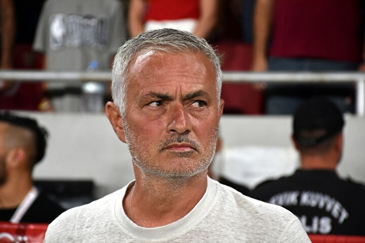 9D518Bd0 Jose Mourinho Lille