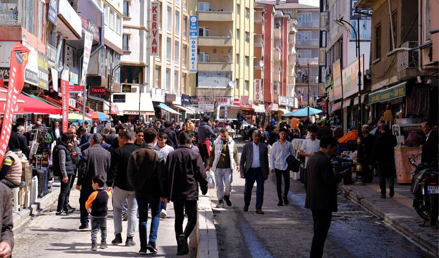 Van’da ikamet izni ile yaşayan yabancı sayısı belli oldu