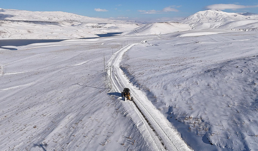 Yol Ulaşıma Kapalı.jpg4