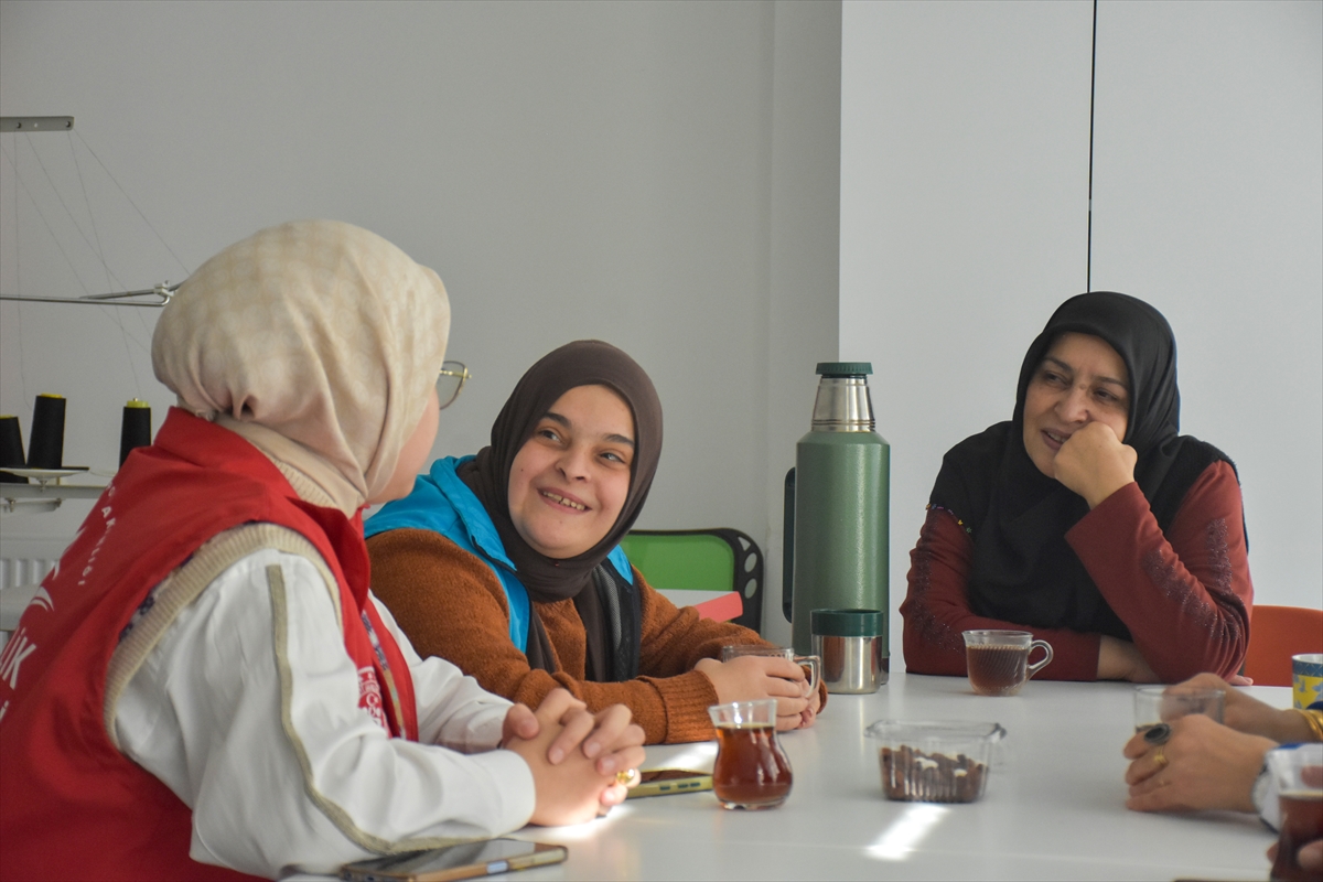 A A 20250202 36933008 36932999 G E N C L I K M E R K E Z I N D E K I K U R S D O W N S E N D R O M L U Z E Y N E P I N D U N Y A S I N I Y E N I D E N S E K I L L E N D I R D I